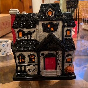 Yankee Candle Halloween Haunted House